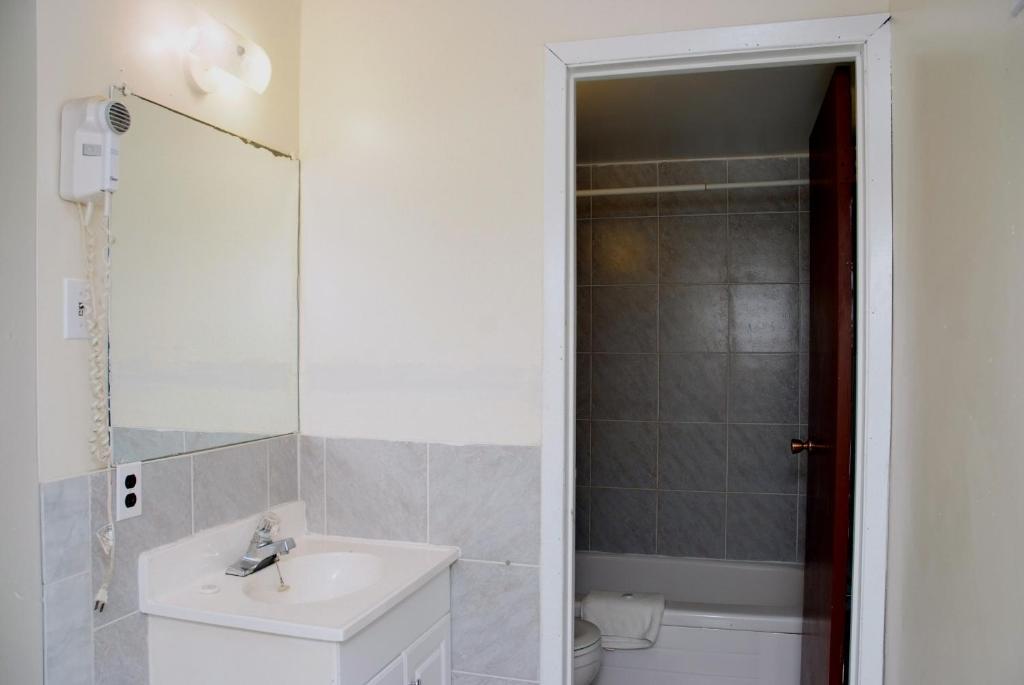 Fairway Inn & Suites Kitchener Kamer foto